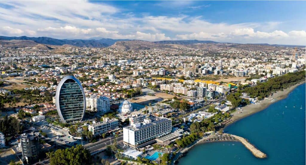 קפריסין למשקיע